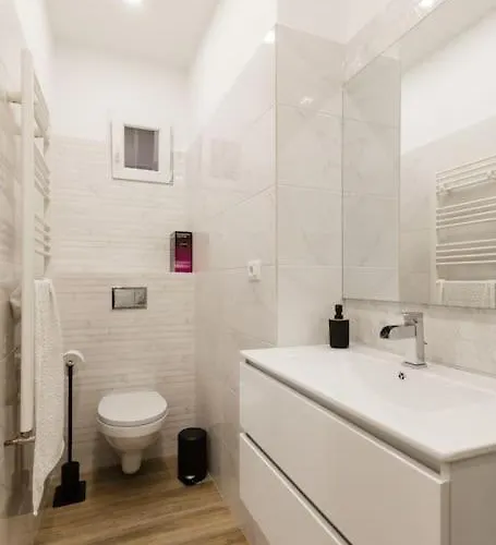 Joy City Piatra Craiului 8 Apartment