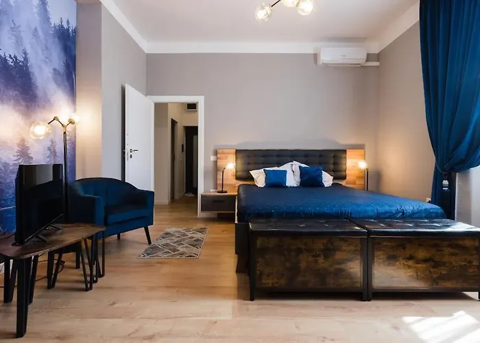 Apartment Joy City Piatra Craiului 8 *